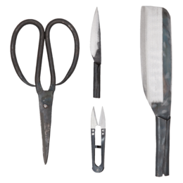 Coffret de couteaux AUTHENTIC BLADES BASTELEI dans un emballage cadeau