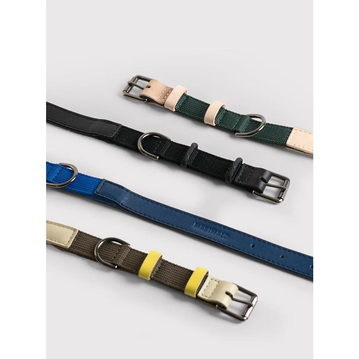 COLLAR NATURAL/PINE