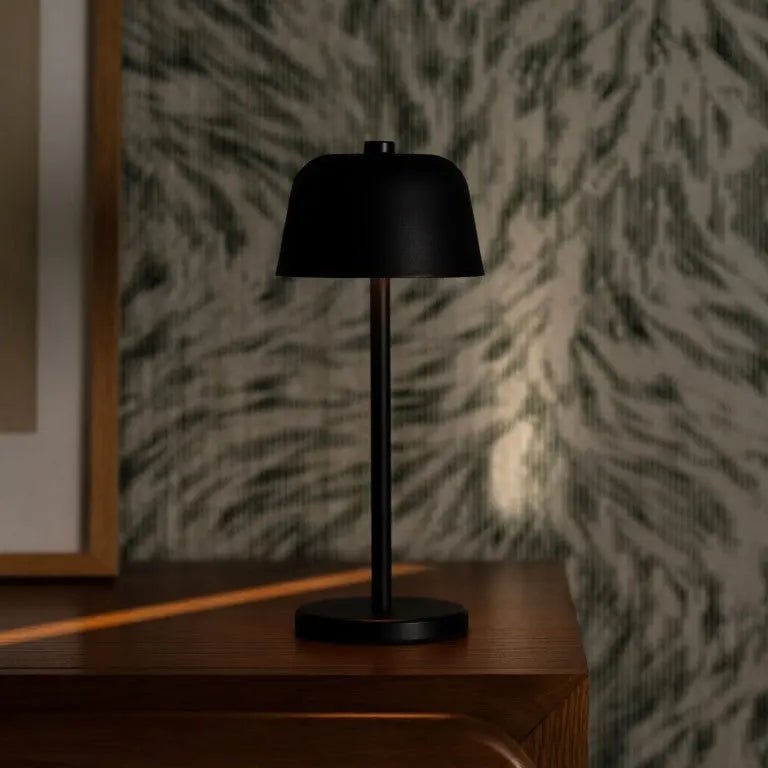 Lampada da tavolo ricaricabile Anton nera