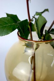 Florero de mesa florero de vidrio bulboso florero de vidrio ámbar hecho a mano