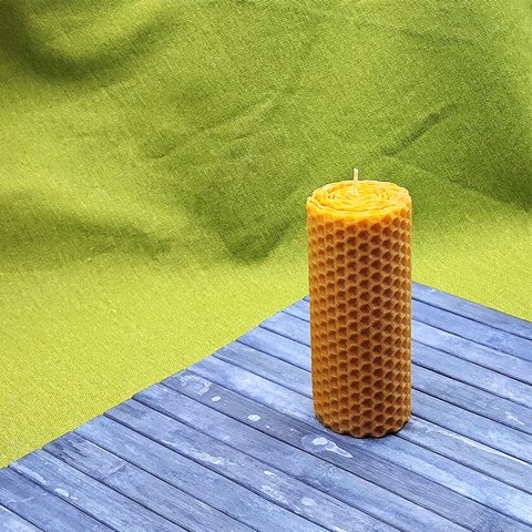Kerze aus 100 % natürlichem Bienenwachs