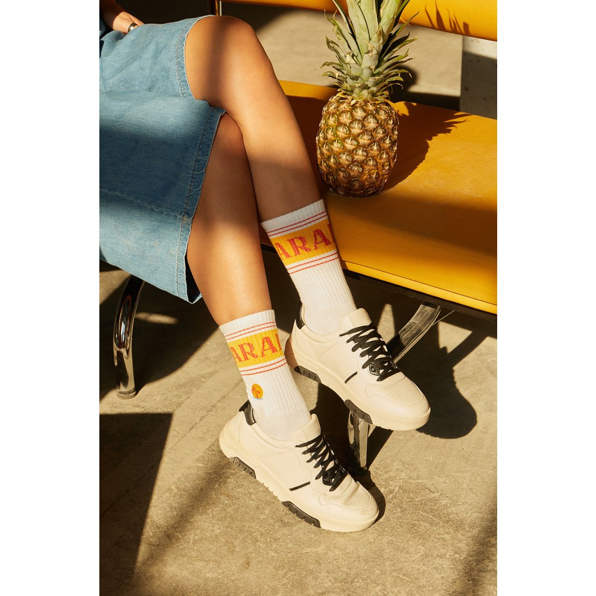 Organic Socks Paradise - Chaussettes de tennis blanches avec lettrage et motif île brodé