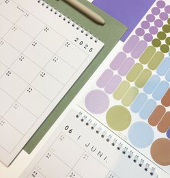 Calendario con pegatinas 2027 - A4 / A3