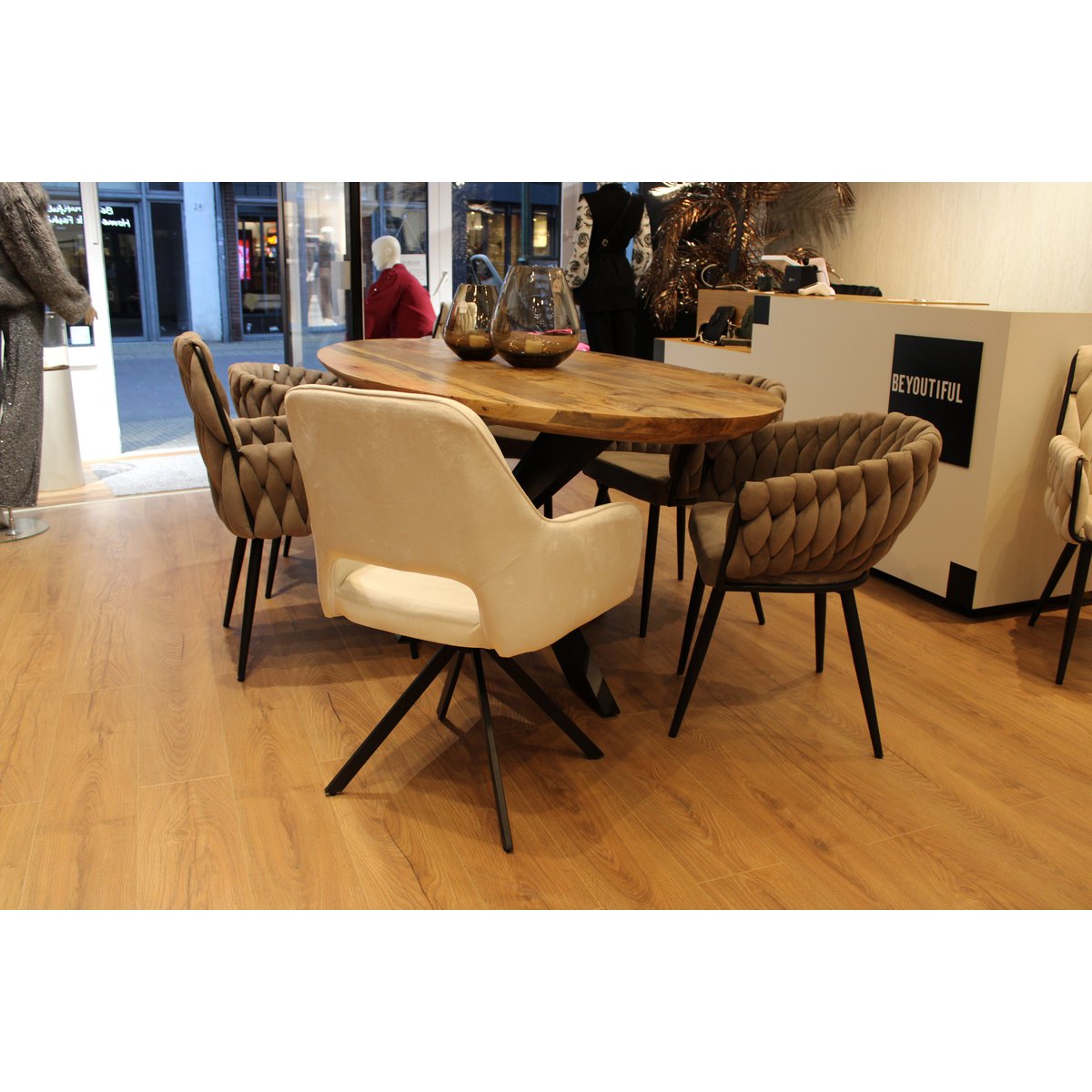¡Silla de comedor Nova giratoria 360 grados! Chenilla Beige