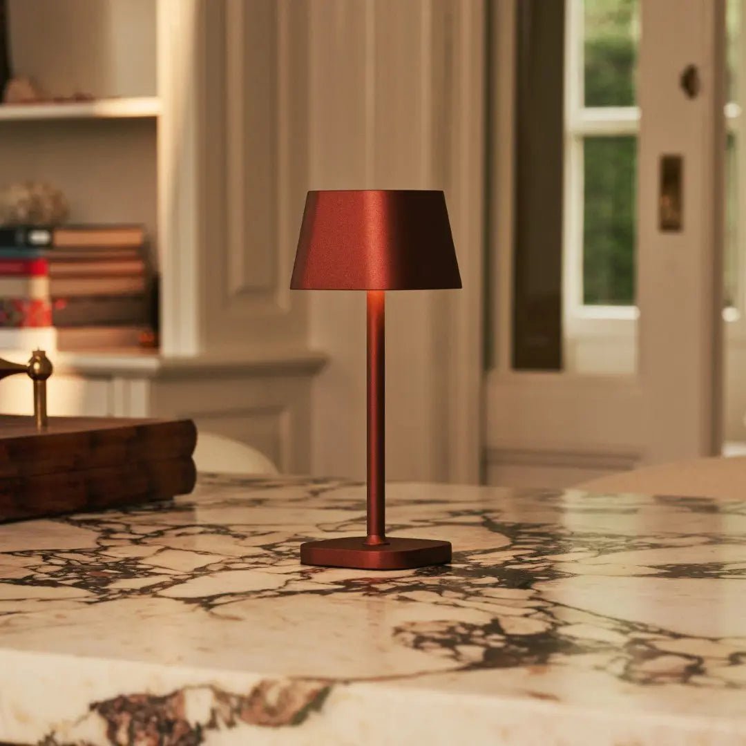 Lampada da tavolo ricaricabile Ava Bronzo