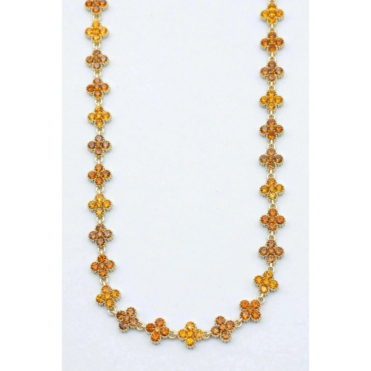 Refined necklace for all occasions