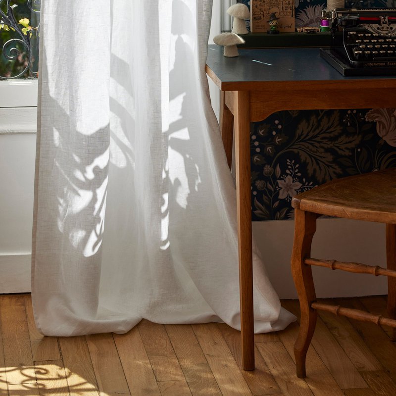 CARLINA pure white gathered curtain