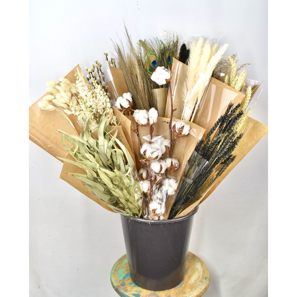 Mix dried flowers - black / white - 15 varieties