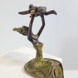 Sculpture en bronze "Bébé volant" de Karim Sana | 15 cm | Couleurs différentes