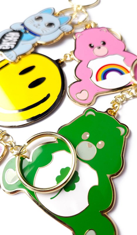 Care Bear Sending rainbows Keychain