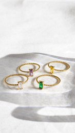Corse - Dainty Zirconia flettede stableringe