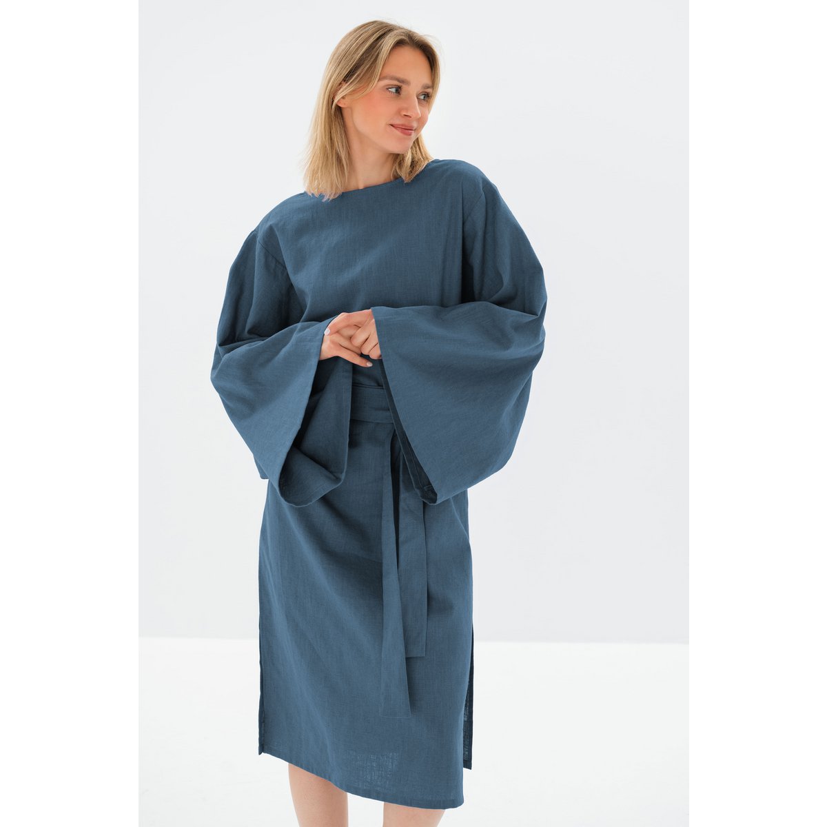 WHISPER — Vestido midi con mangas de kimono de lino lavado a la piedra