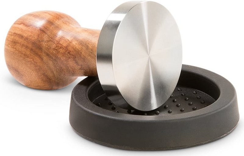 Tamper mit edlen Holzgriff - Espresso Stempel für den Barista inkl. Matte