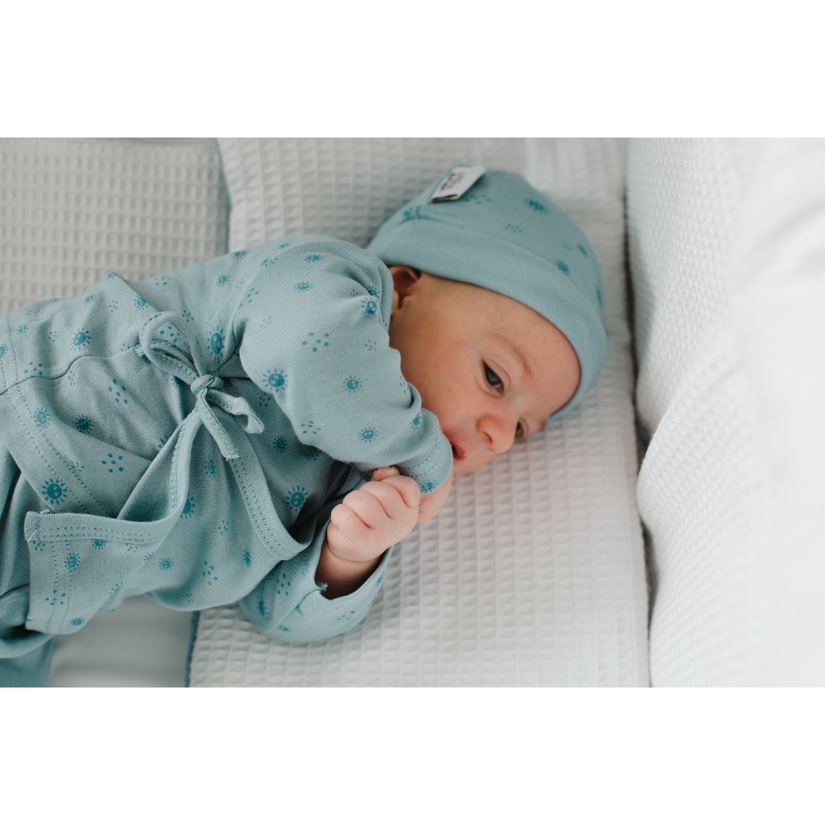 SET 5 PCS(SHIRT+PANTS+GLOVES+BIB+SOCKS)FOR NEW BORN (0-6MONTHS)-100%COTTON-MOD. DUENDES - GREEN