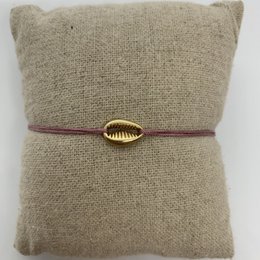 Small Golden Shell Bracelet
