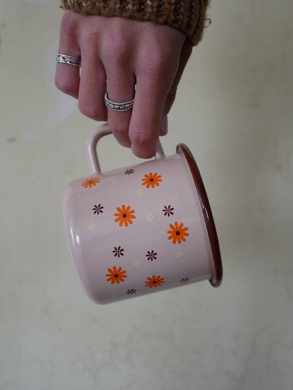 Mug émaillé je t'aime beige