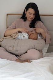 Ammepude i hør - 6 FARVER , ammepude, ammepude i hør, u-formet pude, hjælper til mor og baby, ammepude i hør