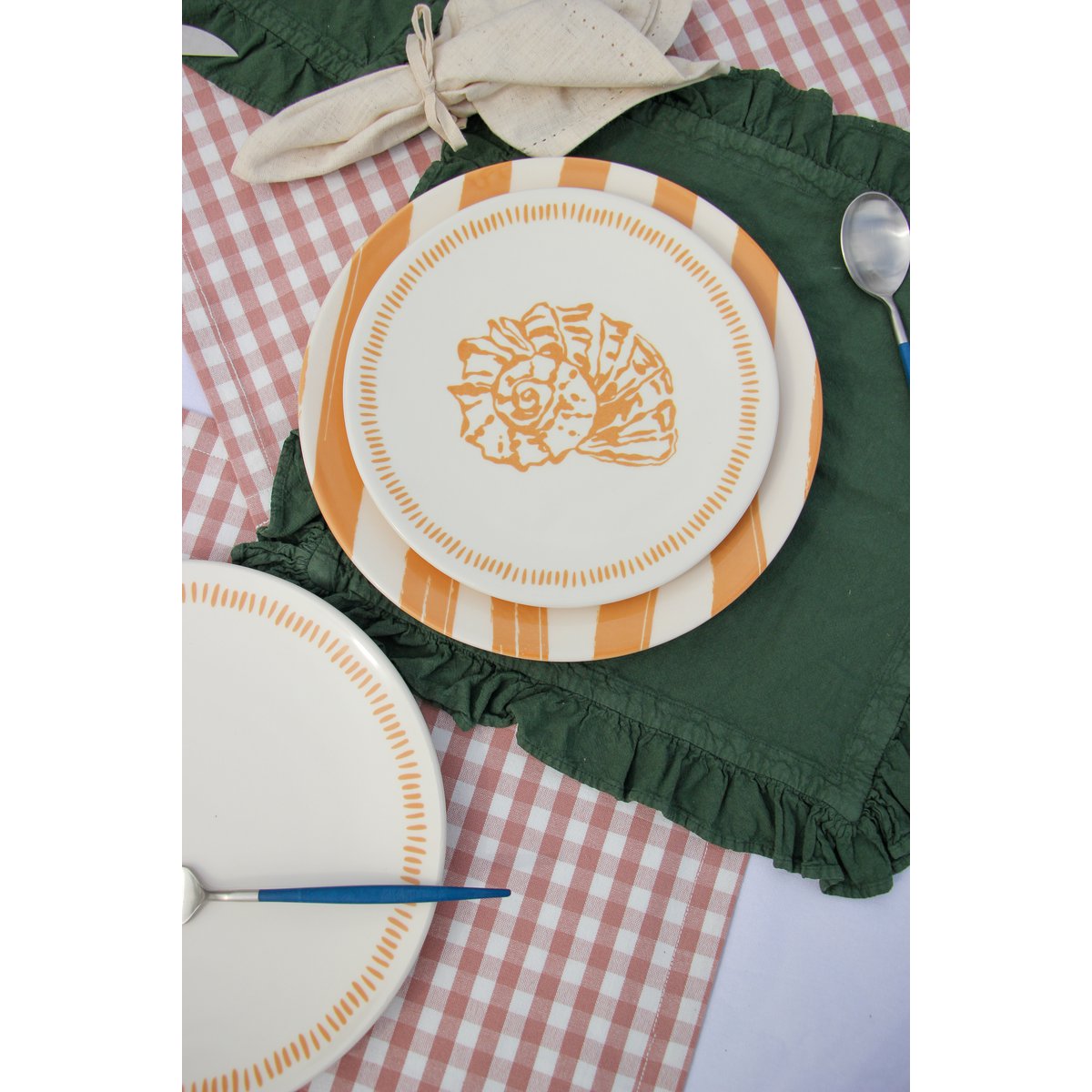 Dinner Plate Stripes Mood