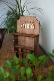 Vogelhäuschen aus Holz „Saloon“, stilvolle Garten- und Balkondekoration, Geschenk für Vogelliebhaber