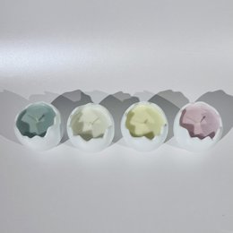 Eggies Candle