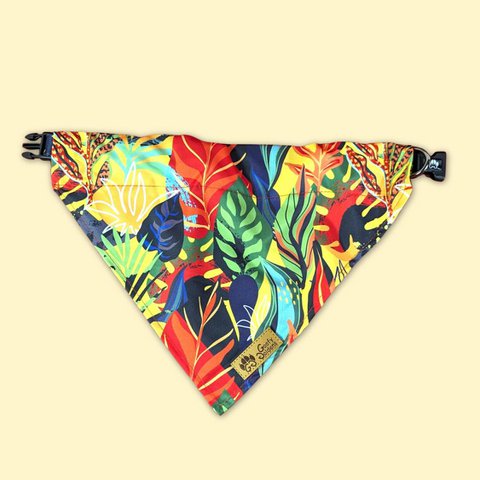Tropical necklace and bandana