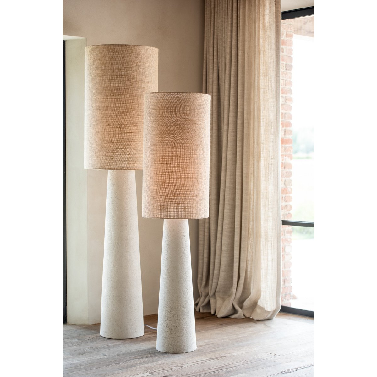J-Line Stehleuchte Ava – Fiberglas/Jute – Natur – groß