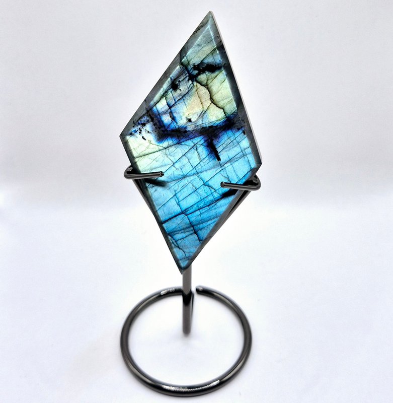 Diamant de pierre précieuse labradorite flashy avec support (cadeau de Noël)