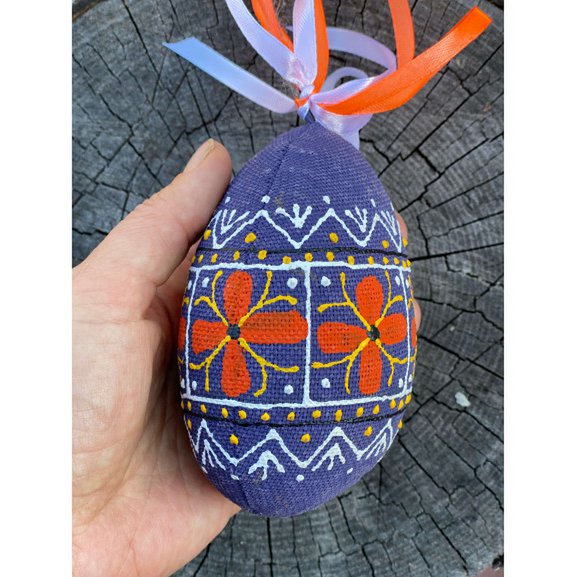 Hand-painted Easter Egg (lilac)