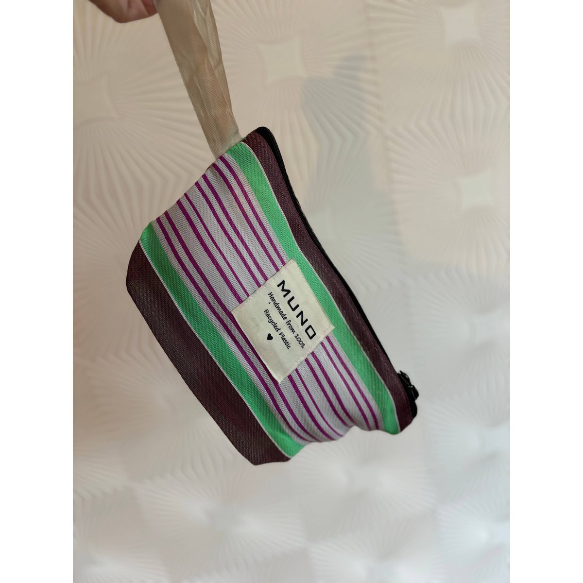 Bolsa de nylon reciclada hecha a mano