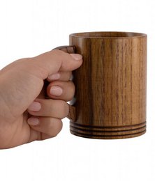 Jarra de cerveza de madera japonesa hecha a mano