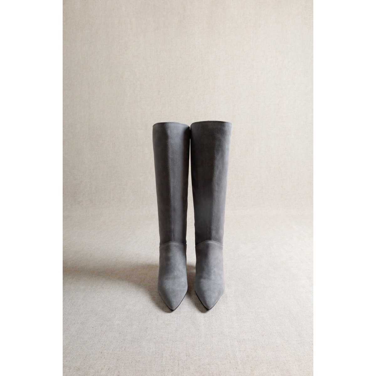 ALICE GREY – Slouchy suède halfhoge laarzen