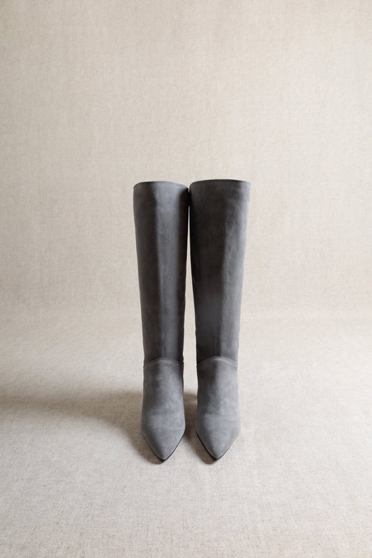 ALICE GREY – Slouchy suède halfhoge laarzen
