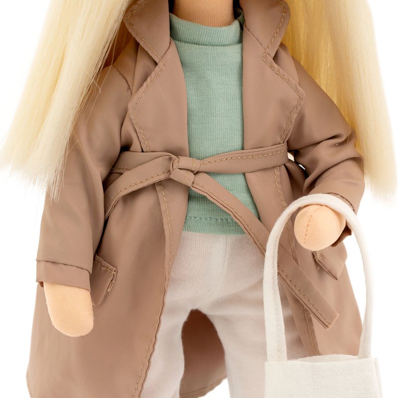 Blødt legetøj, søde søstre - tøjsæt: beige grøftfrakke (35 cm)