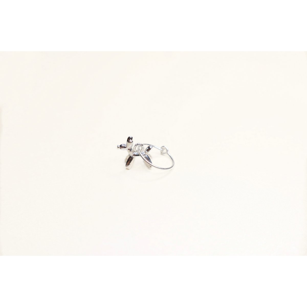 silver balloon dog hoop