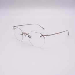 T22 - Crystal Clear