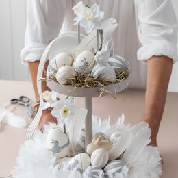 Couronne de plumes Timor à suspendre, D20cm, intérieur D13cm, blanc