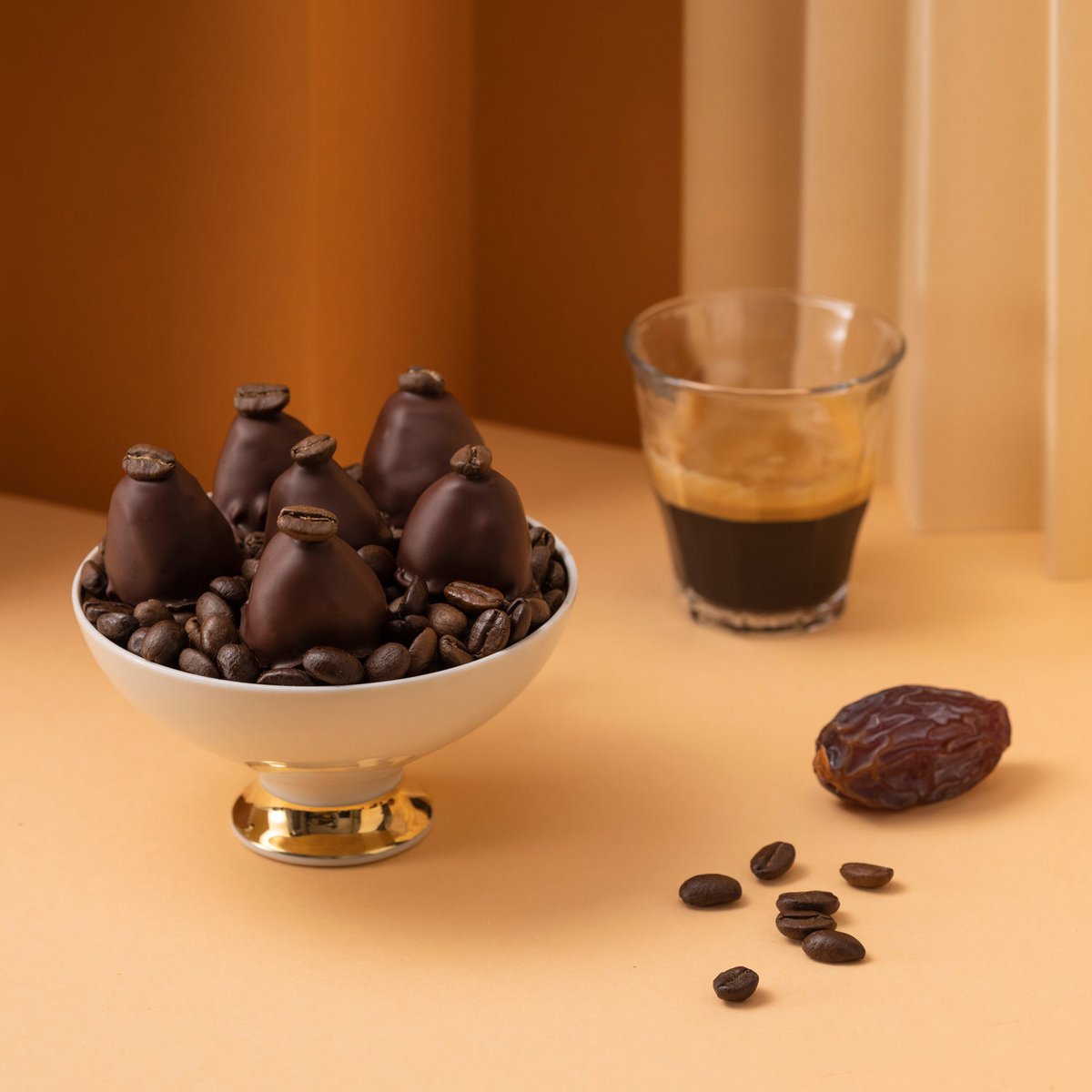 Økologiske dadelpraliner: Espresso Crunch