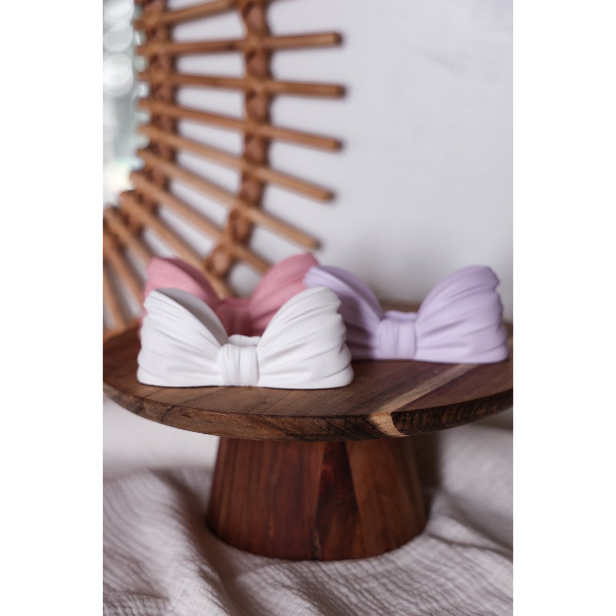 Bow candlestick 2