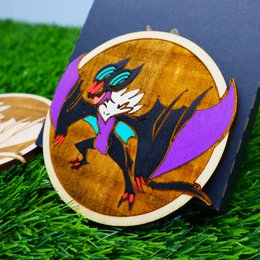 Hölzerne farbenfrohe Pokémon -Untersetzer, Noivern, Geek Dekor, Nerd Room Anime Fan Geschenke Hauswarming