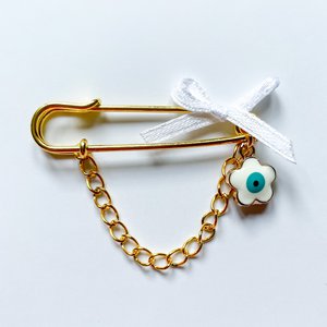 Pin lucky charm as a gift for birth with Evil Eye in white and chain
