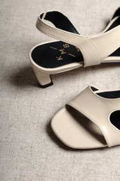 JULIET LATTE – Sandale mit Slingback-Absatz