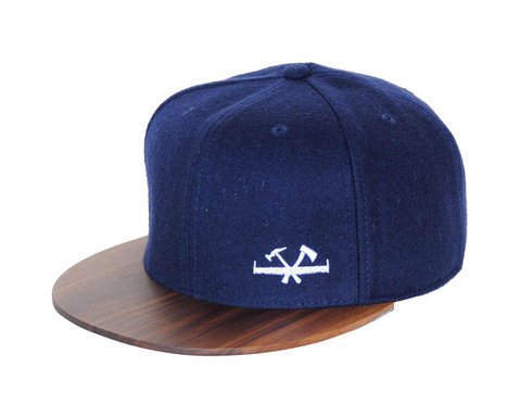 Pet met houten rand