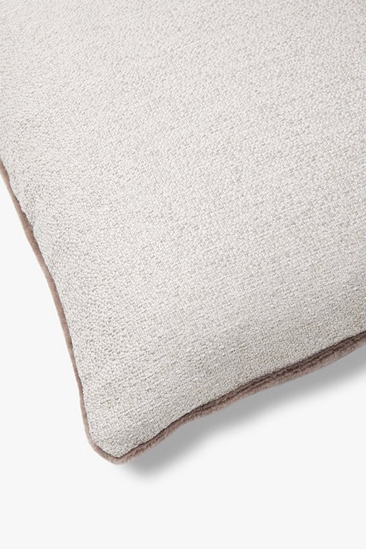 Luxuriöser dekorativer Kissenbezug aus Mohair Amy Aubergine 50x50 cm
