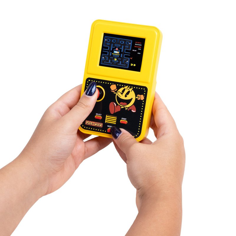 Pac-Man - retro gaming handheld
