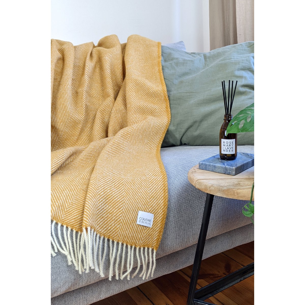 Wool blanket / cuddly blanket herringbone amber