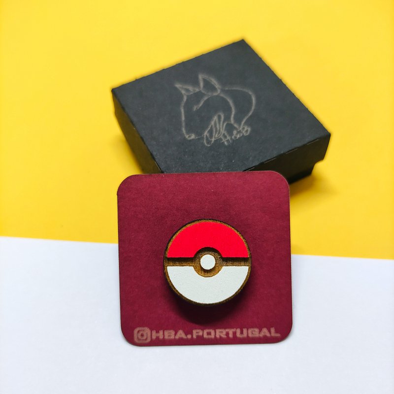 Poké Ball