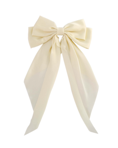 Hairpin with bow pearl white