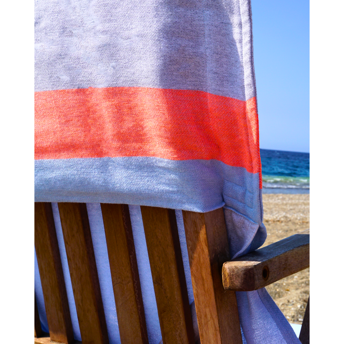 TOWEL TO GO NEON Serviette de plage et sac 2 en 1 en coton recyclé 180x100 cm | Séchage rapide | Bleu / Gris | avec coffret cadeau