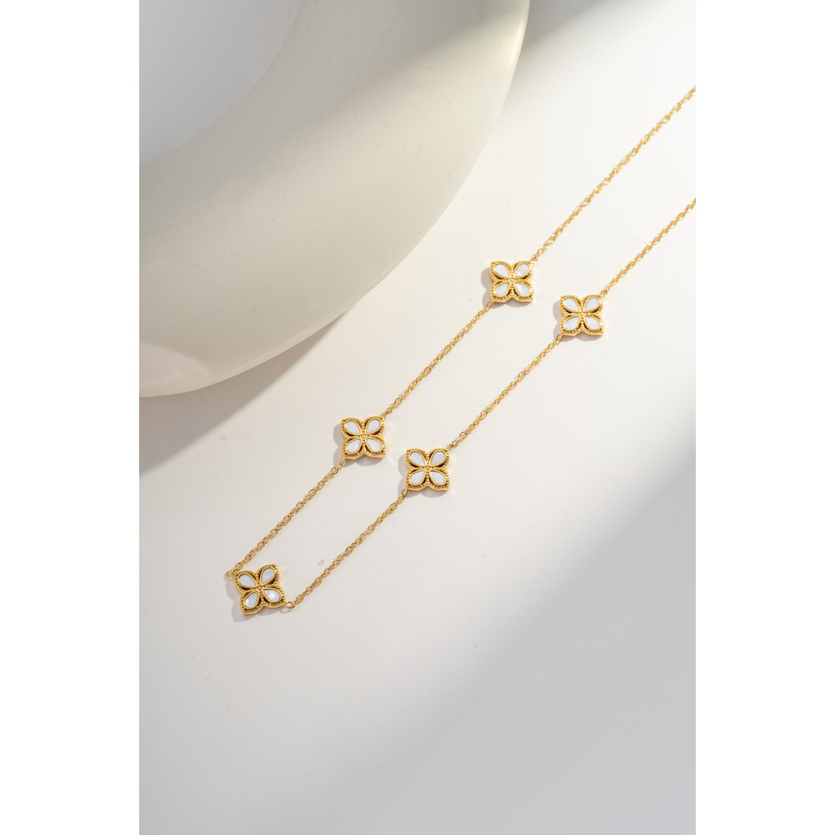 Roestvrijstalen ketting Golden Openwork Flowers - Pearly Shine