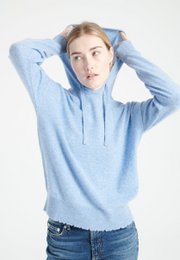 MIA 16 Felpa con cappuccio in cashmere con finiture cesellate color celeste